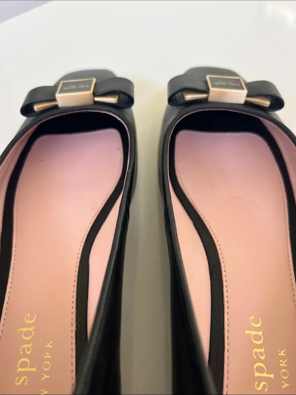 Kate Spade bowdie ballet ballerina black leather bow flats gold tone hardware
